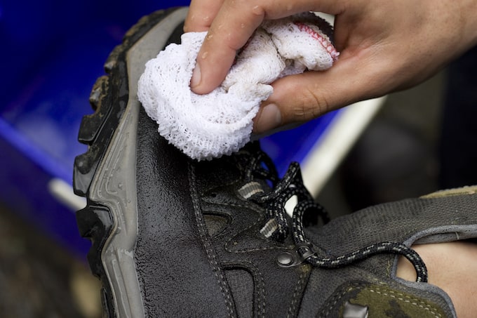 Imprägnieren: So bleiben Schuhe trocken und wasserfest
