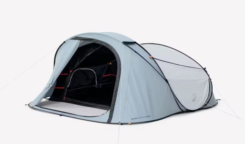 Kleines, leichtes Zelt für Camping im Freien, grau mit schwarzem Innenraum.
