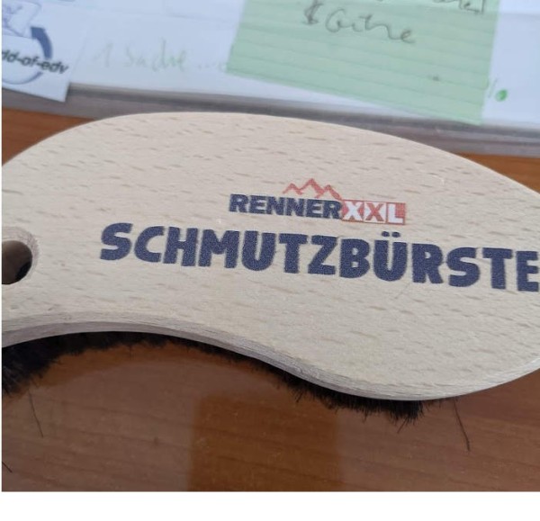 Renner BÜRSTE YINGYANG mit Logo > nur Intern ** Renner BÜRSTE YINGYANG mit Logo > nur Intern **