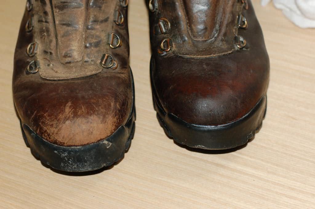 sno seal on blundstones